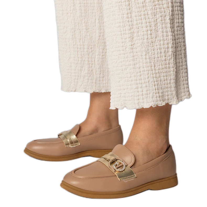 Mocasines ecológicos y ecológicos con circones cremoso