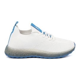 Zapatos deportivos blancos con suela azul Zapatos deportivos blancos con suela azul