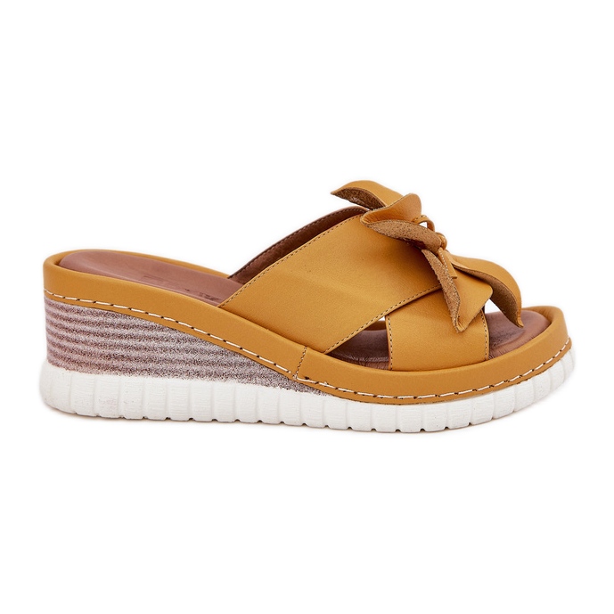 ARTIKER Godas de cuero para mujeres con un artista decorativo de flores 52C0504 Amarillo ARTIKER Godas de cuero para mujeres con un artista decorativo de flores 52C0504 Amarillo