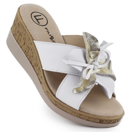 Godas de cuero con Flower White Filippo DK7039 blanco