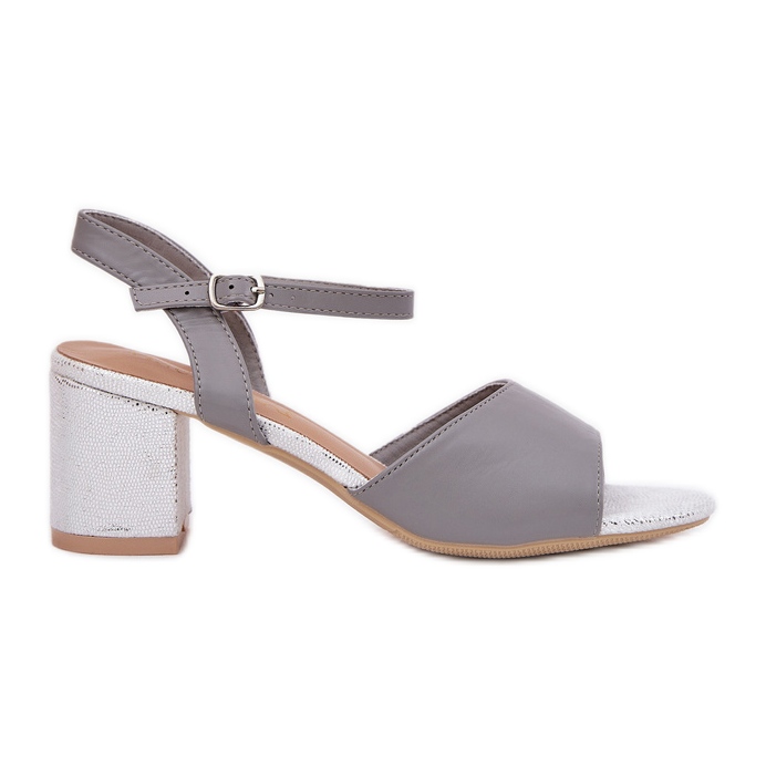 Sandalias de mujeres en el post Vinceza 20275 gris
