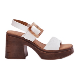 Sandalias de mujeres en un tacón masivo y plataforma Vinceza 17387 White blanco