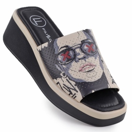 Zapatillas de cuero para mujeres con beige estampado Filippo DK6158
