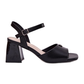 Vinceza Sandalias de mujeres en el Vincez 62235 Black Post negro