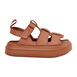 Inna Sandalias para mujeres en la plataforma Camel marrón Inna Sandalias para mujeres en la plataforma Camel marrón