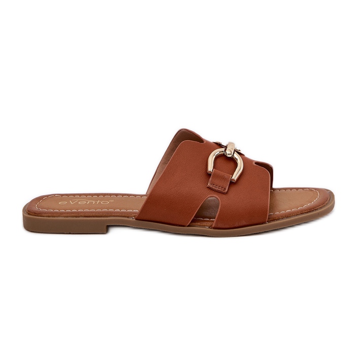 EVento Chanclas planas para mujeres con un detalle decorativo de camello marrón EVento Chanclas planas para mujeres con un detalle decorativo de camello marrón