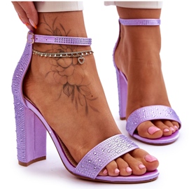 Tacones para mujeres con circones morados violeta