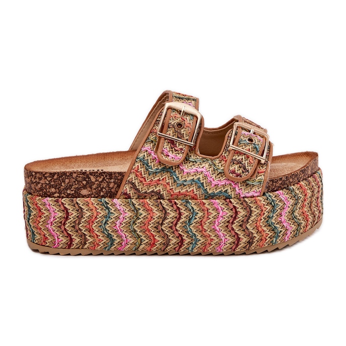 Zapatillas para mujeres en una plataforma masiva con trenza y hebillas multicolores beige