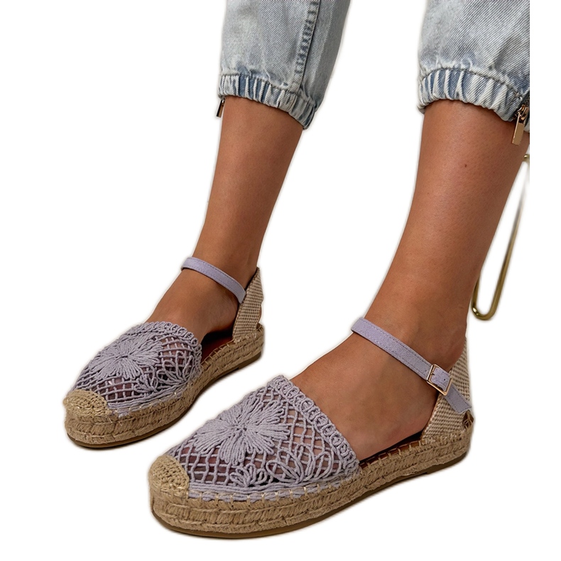 Sandalias de color púrpura de evasiones abiertas violeta