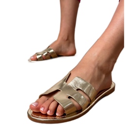 Flip dorados -flops decorados con recortes