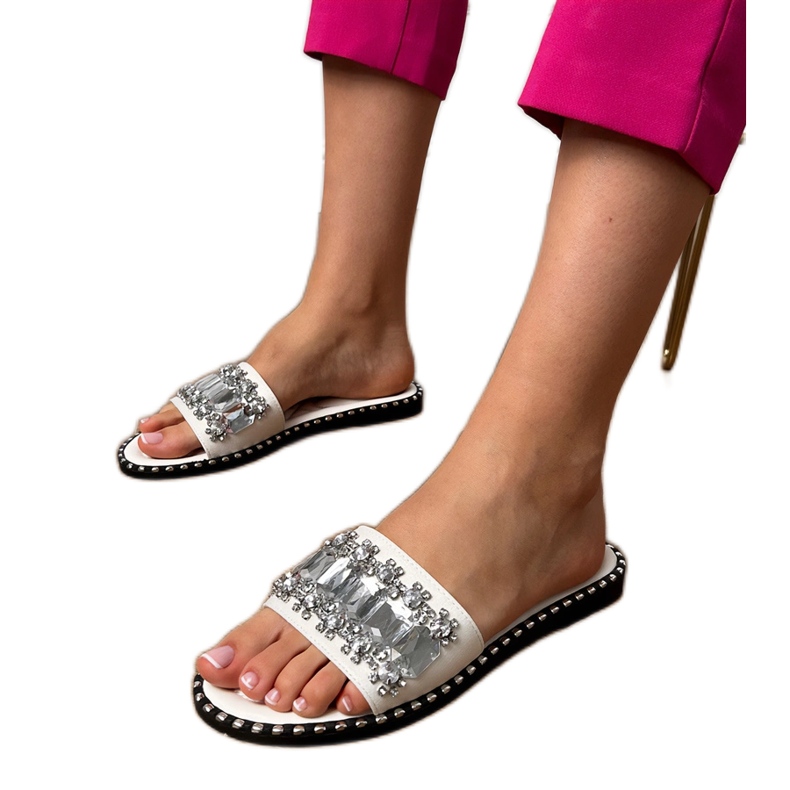 Flip blancos -flops decorados con cristales Flip blancos -flops decorados con cristales