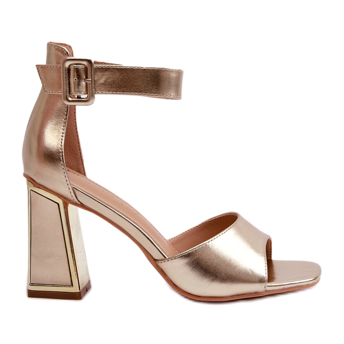 Evento Sandalias elegantes de tacón dorado para mujer.