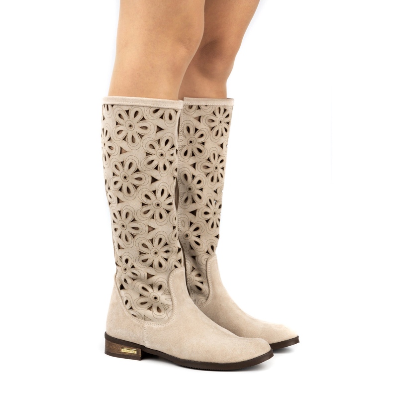Olivier Botas de cuero abiertas beige de beige para mujeres