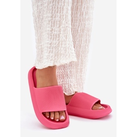 Zapatillas de espuma ligera de mujeres en un fucsia suela gruesa rosa