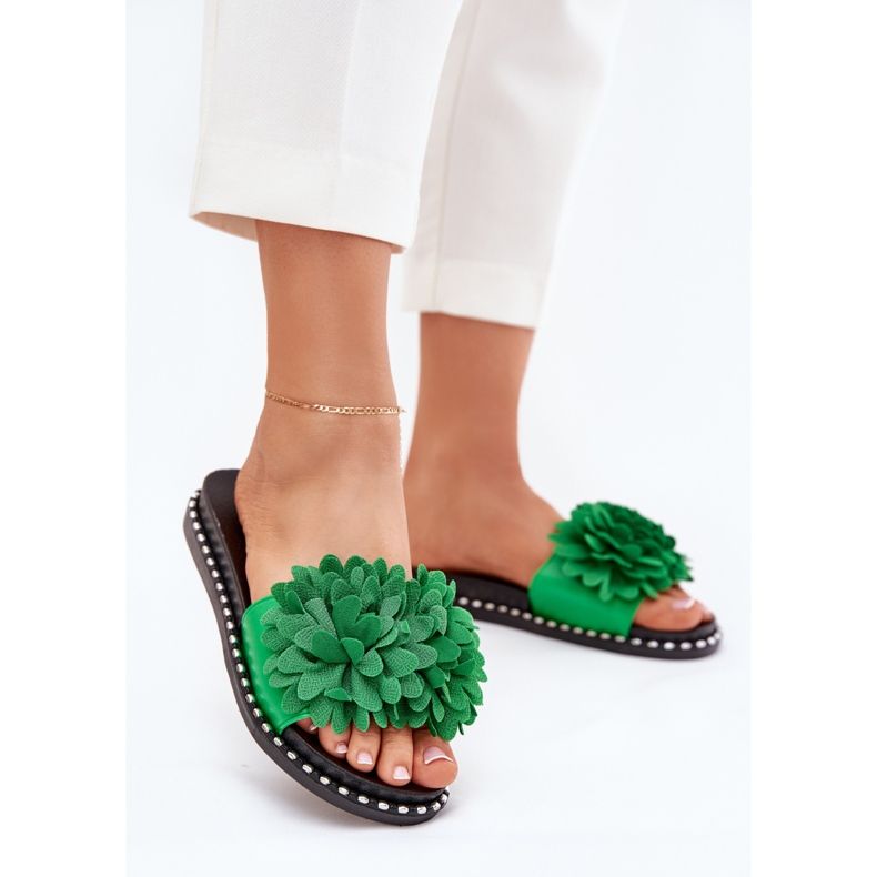 Chanclas para mujeres decoradas con flores verdes