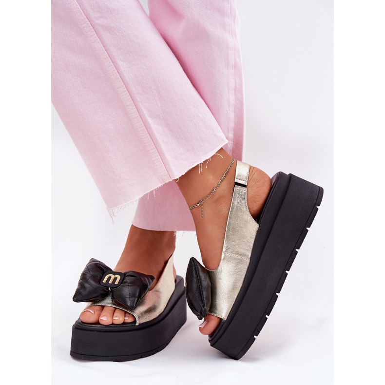 CheBello Sandalias de cuero para mujeres en la plataforma con cheello 4641 dorado y negro