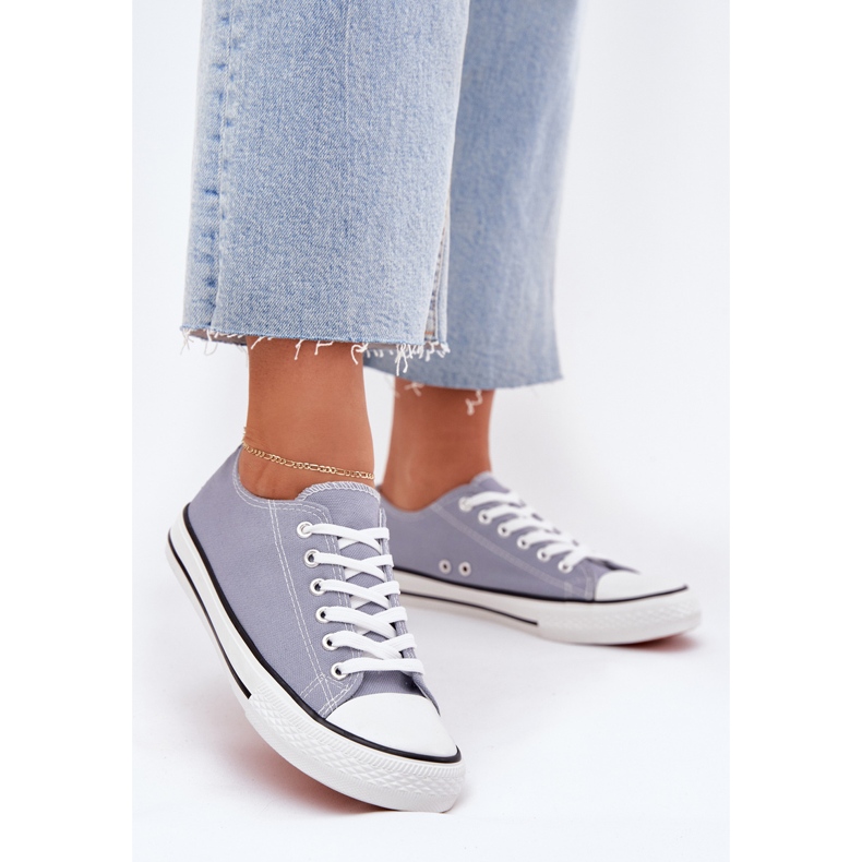 Zapatillas de zapatillas clásicas de las mujeres azul