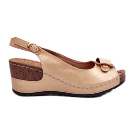 Sandalias de luz de mujer en los zapatos de confort Beige Wedge
