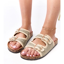 Chanclas de crochet verde en la suela de corcho Lavreta