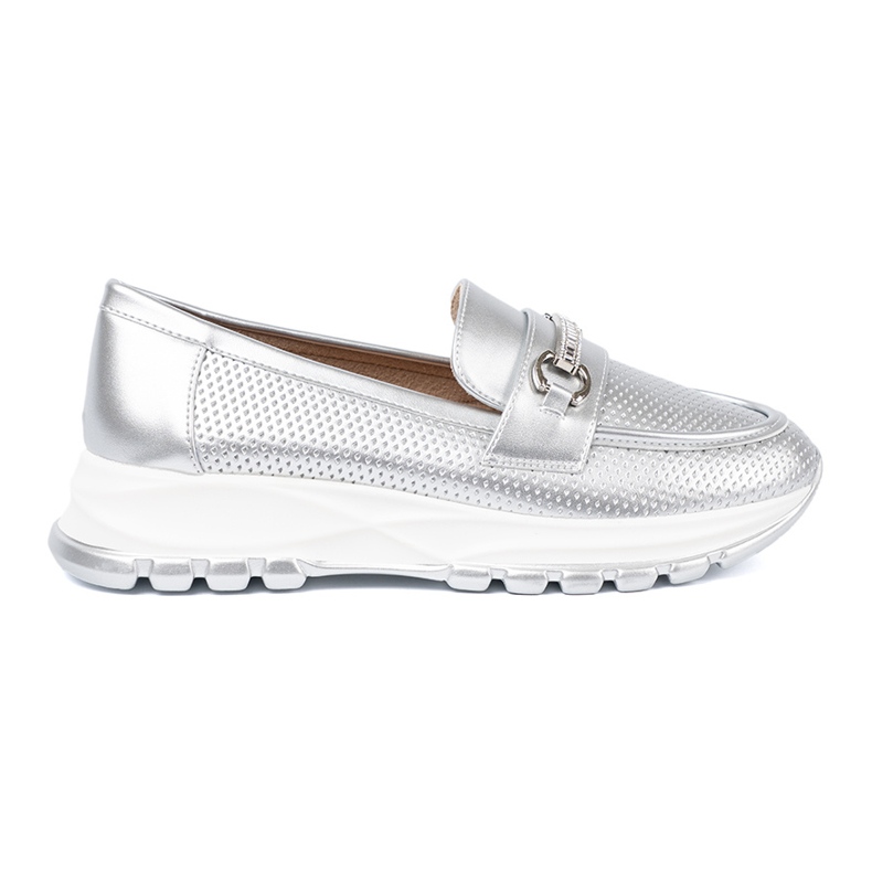 Shelvt Mocasines de plata con un elemento dorado decorativo Shelvt Mocasines de plata con un elemento dorado decorativo