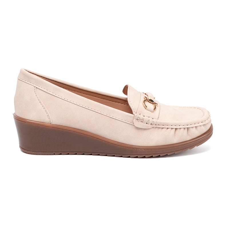 Shelvt Mocasines de cuña beige con una cadena decorativa