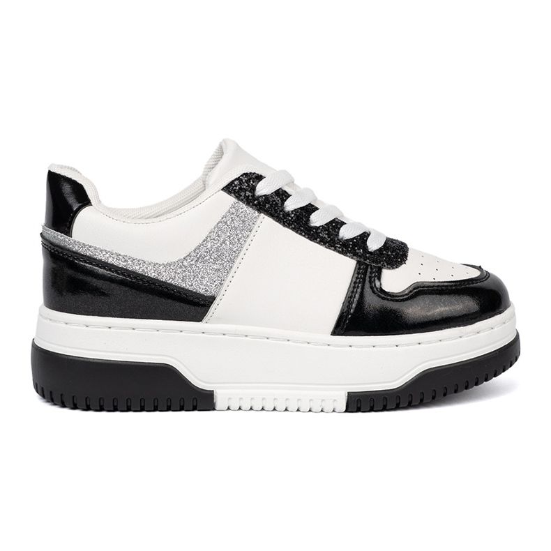 Shelvt Zapatillas de deporte en blanco y negro con detalles plateados brillantes