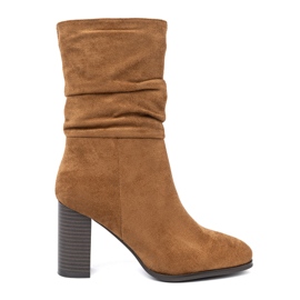 Shelvt Botas de caramelo con una parte superior y talón arrugadas
