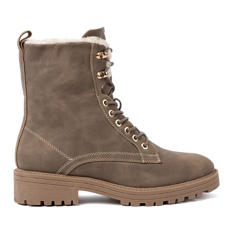 Shelvt Botas beige oscuras elegantes con una suela gruesa