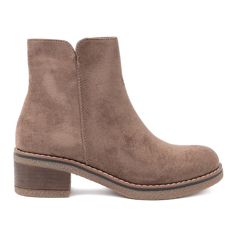 Shelvt Botas de beige oscuro clásico con un tacón estable