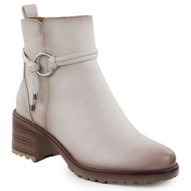 Botas para mujeres aisladas en el bloque beige potocki sz12527