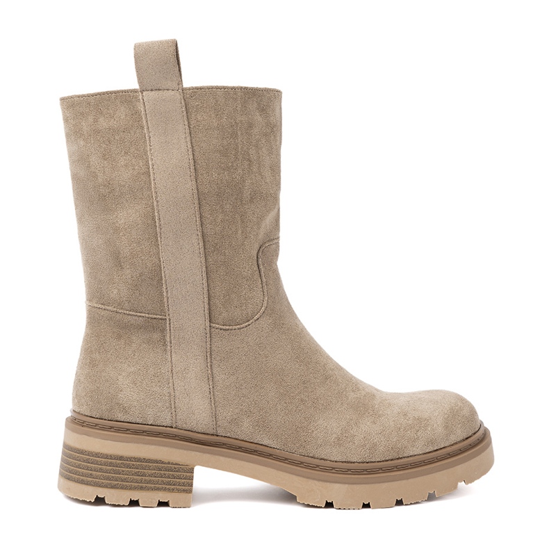 Shelvt Botas beige en una suela gruesa con tobillo superior