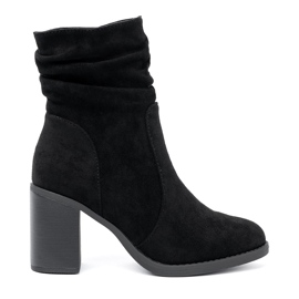 Shelvt Elegantes botas negras en un pilar con una parte superior arrugada negro