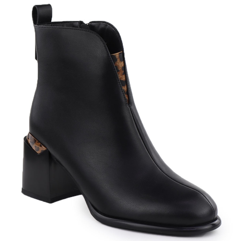 Botas de cuero en la publicación decorativa Black Vinceza 66811a negro
