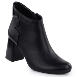 Jezzi Botas de cuero elegantes en el pilar negro Jela21-2