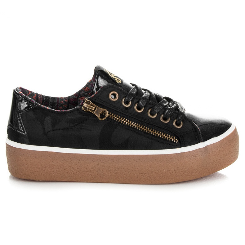 Kylie Deportivas lacadas negro