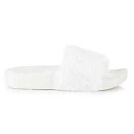 Via Giulia  Chanclas blancas con pelo blanco Via Giulia  Chanclas blancas con pelo blanco