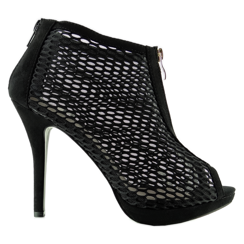 Zapatos negros de malla abierta
