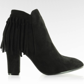 Las botas con flecos deben tener FA112 Negro