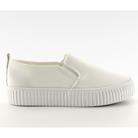 Slip-on en una suela acanalada alta blanco