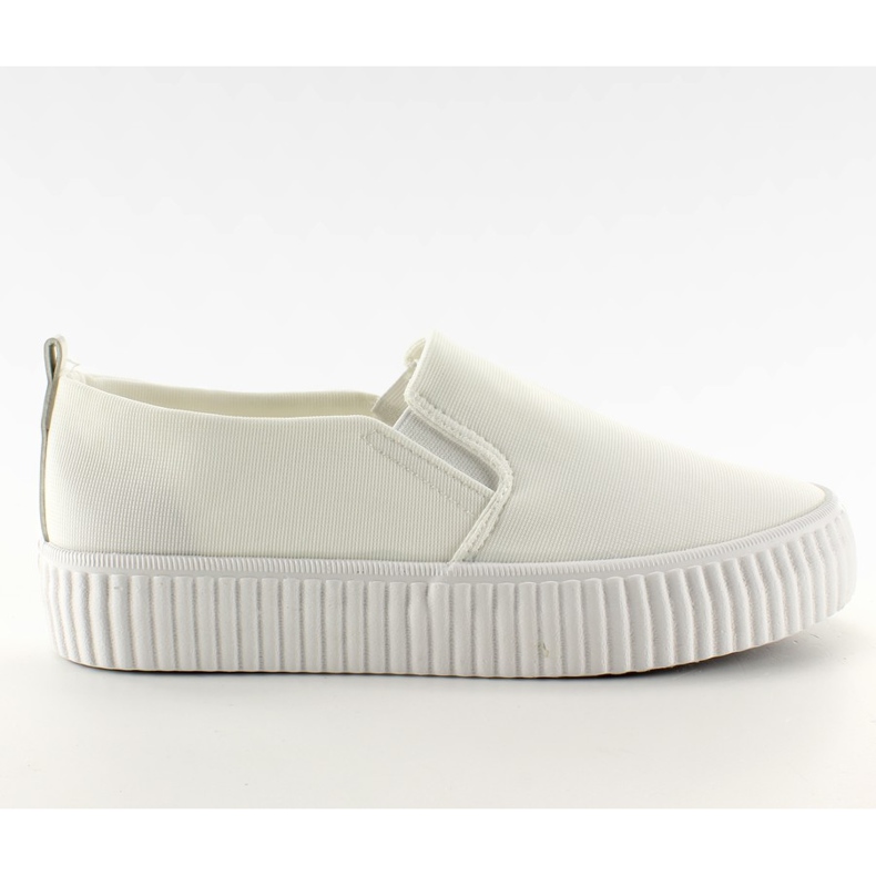 Slip-on en una suela acanalada alta blanco