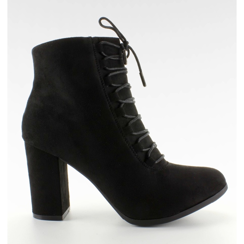 Botas de tacón ancho de ante negro NC16