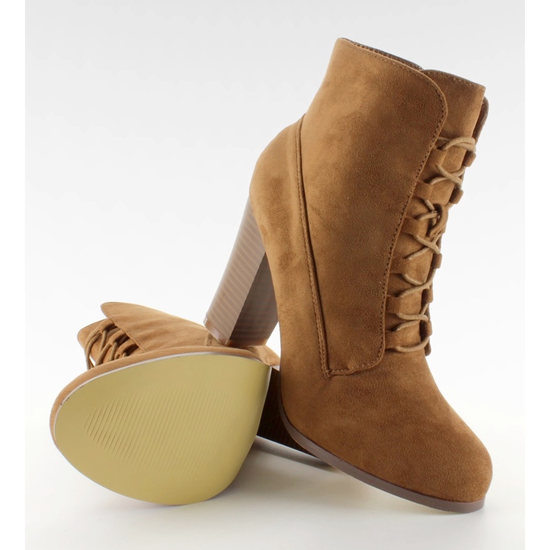 Tacones altos con cordones 66-202 Camel marrón
