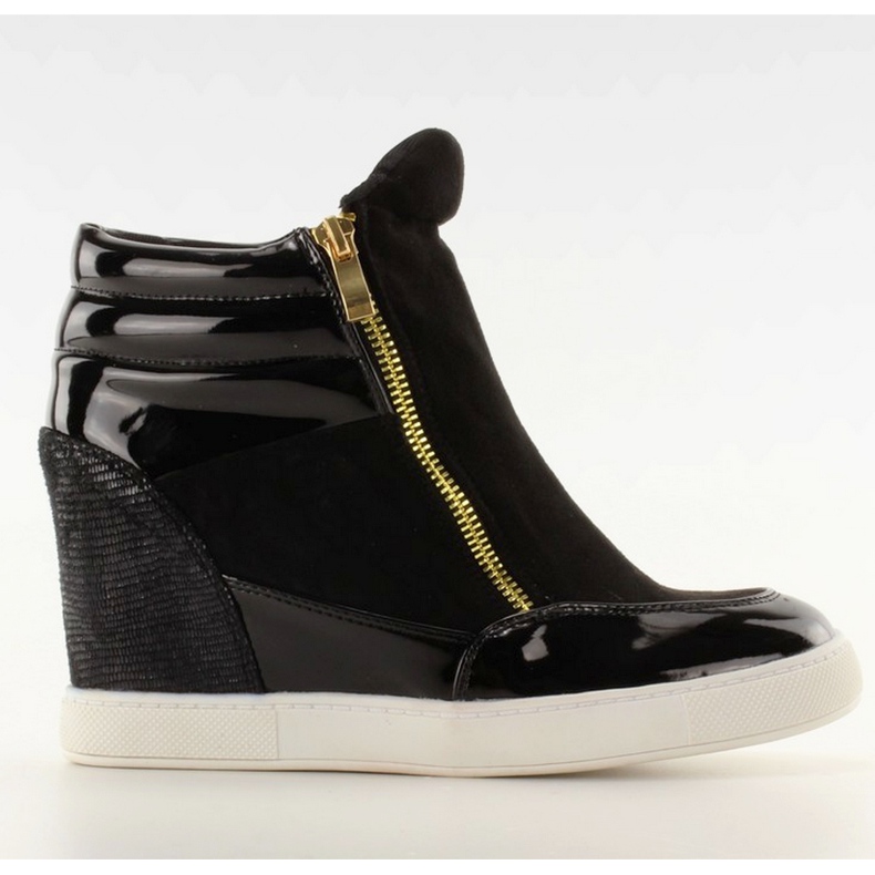 Zapatillas con estilo barnizadas R5060-1 Negro