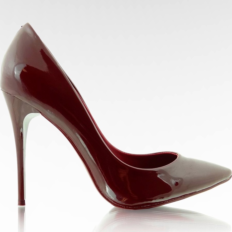 Tacones altos barnizados lisos E396 D. Rojo