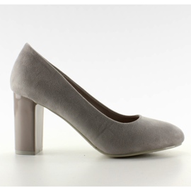 Zapatos de tacón de ante en un pilar gris M265 Zapatos de tacón de ante en un pilar gris M265