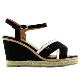 Sandalias cuña Tomy 1234 negro