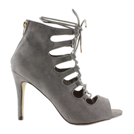 Sandalias con cordones en un tacón alto Qq01P gris