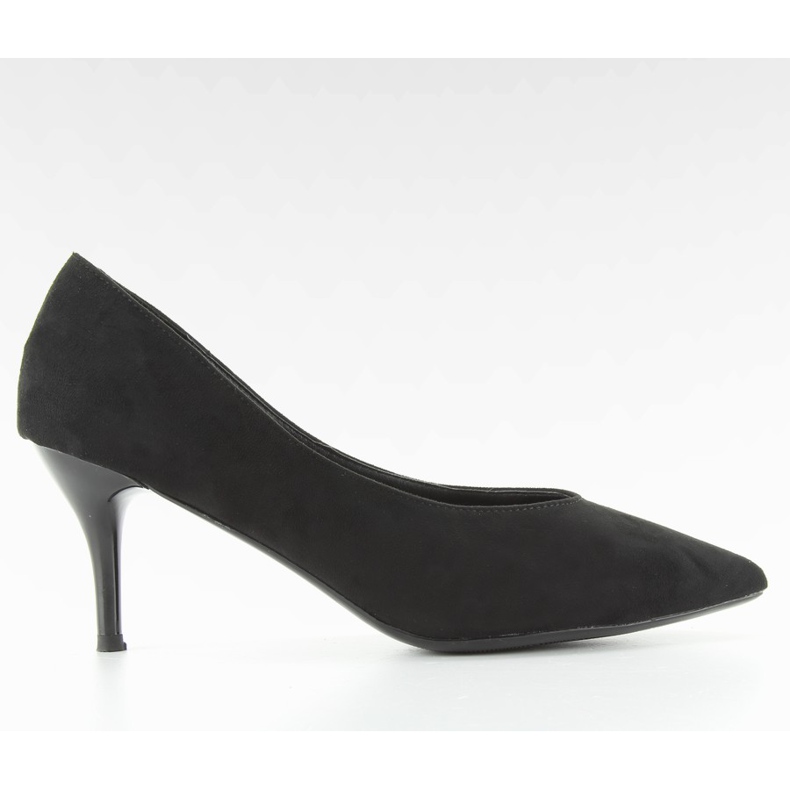 Tacones bajos con muesca ll-98p negro.