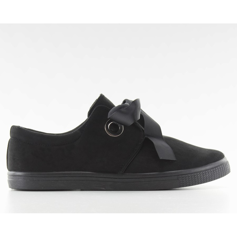 Zapatillas atadas con una cinta negra JX49. negro