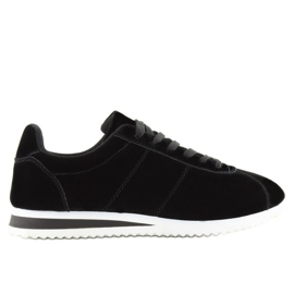 BY-012 deportivas ante negro